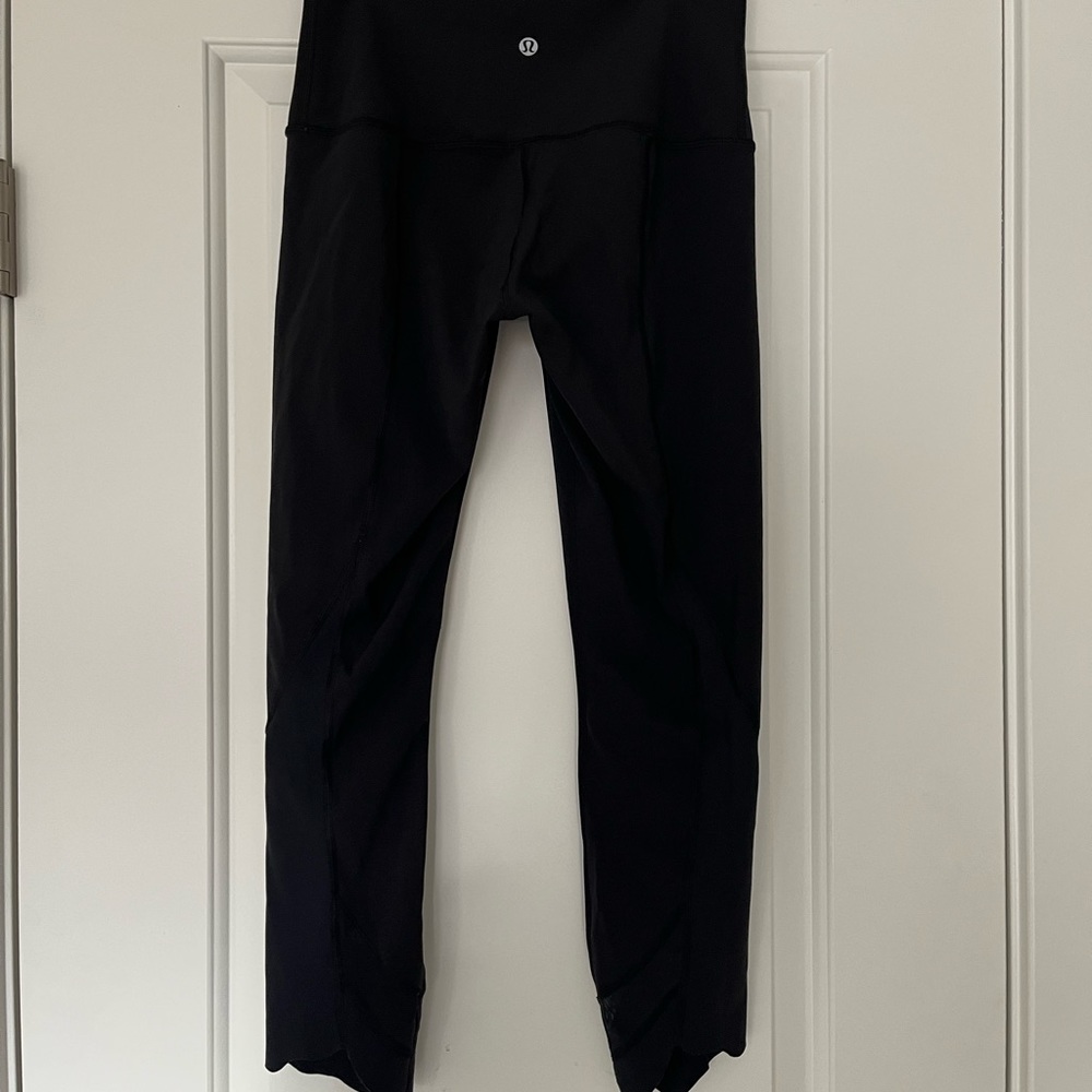 Lululemon - Picture 2 of 2